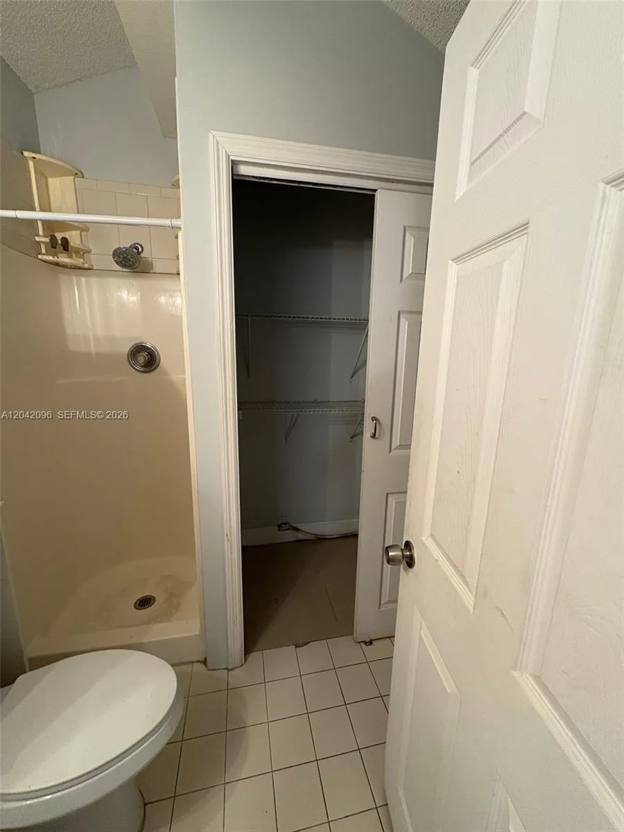 2309 NW 55th Ave Lauderhill, FL 33313