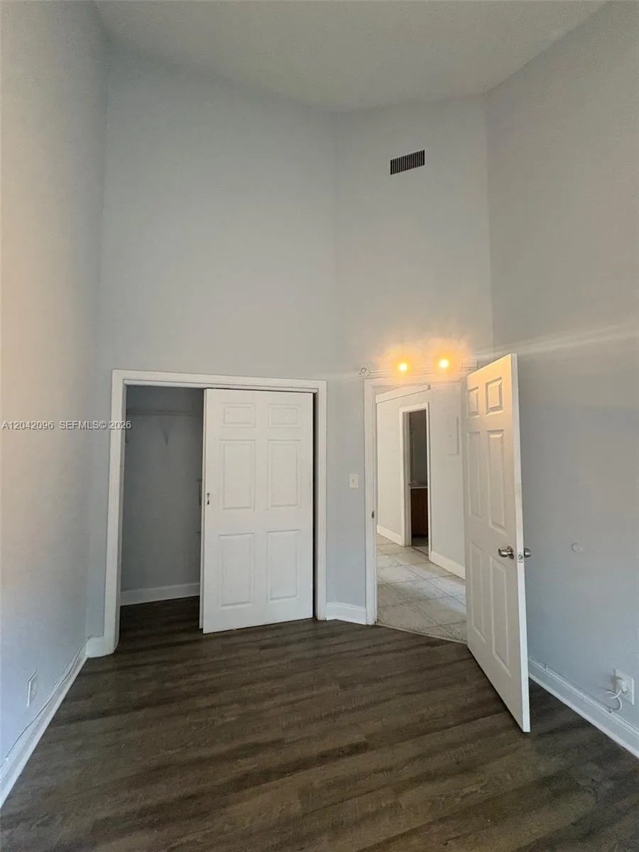 2309 NW 55th Ave Lauderhill, FL 33313