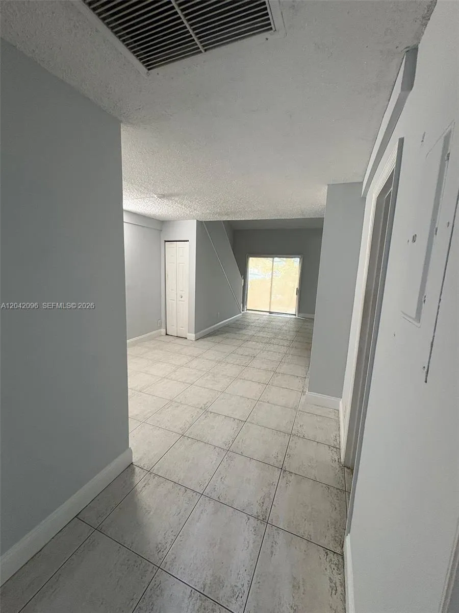 2309 NW 55th Ave Lauderhill, FL 33313