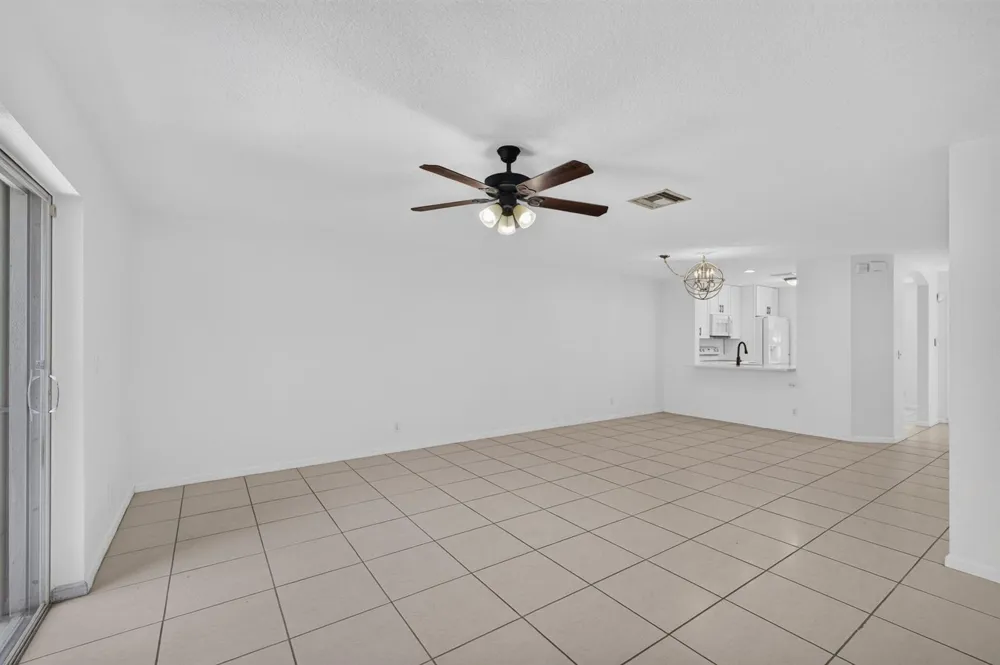 946 Summit Lake Drive West Palm Beach, FL 33406
