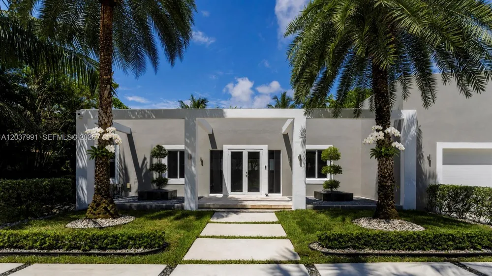 11900 Griffing Blvd Biscayne Park, FL 33161