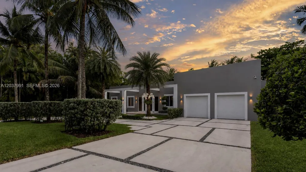 11900 Griffing Blvd Biscayne Park, FL 33161