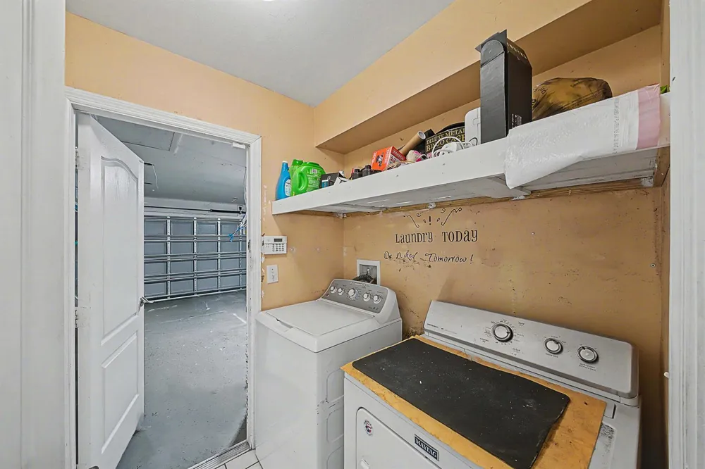 2900 W 42nd St Street W Lehigh Acres, FL 33971