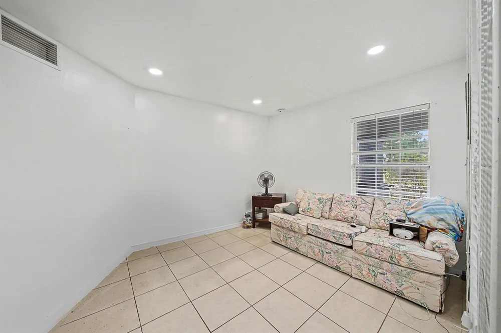 2900 W 42nd St Street W Lehigh Acres, FL 33971