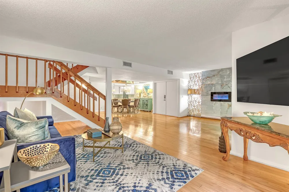 1100 Surf Road #104 Singer Island, FL 33404