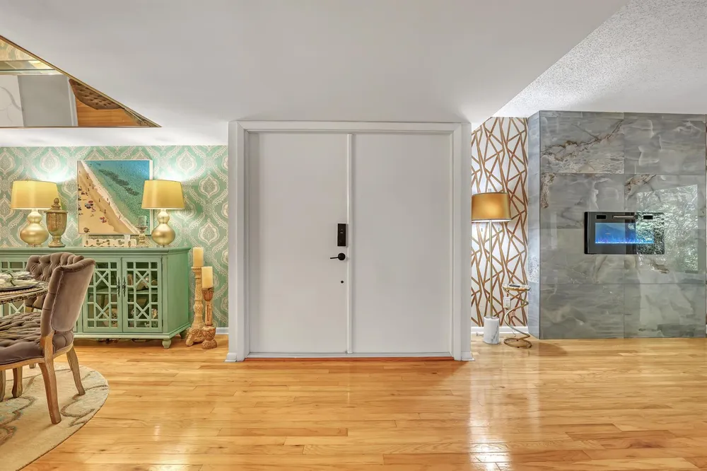 1100 Surf Road #104 Singer Island, FL 33404