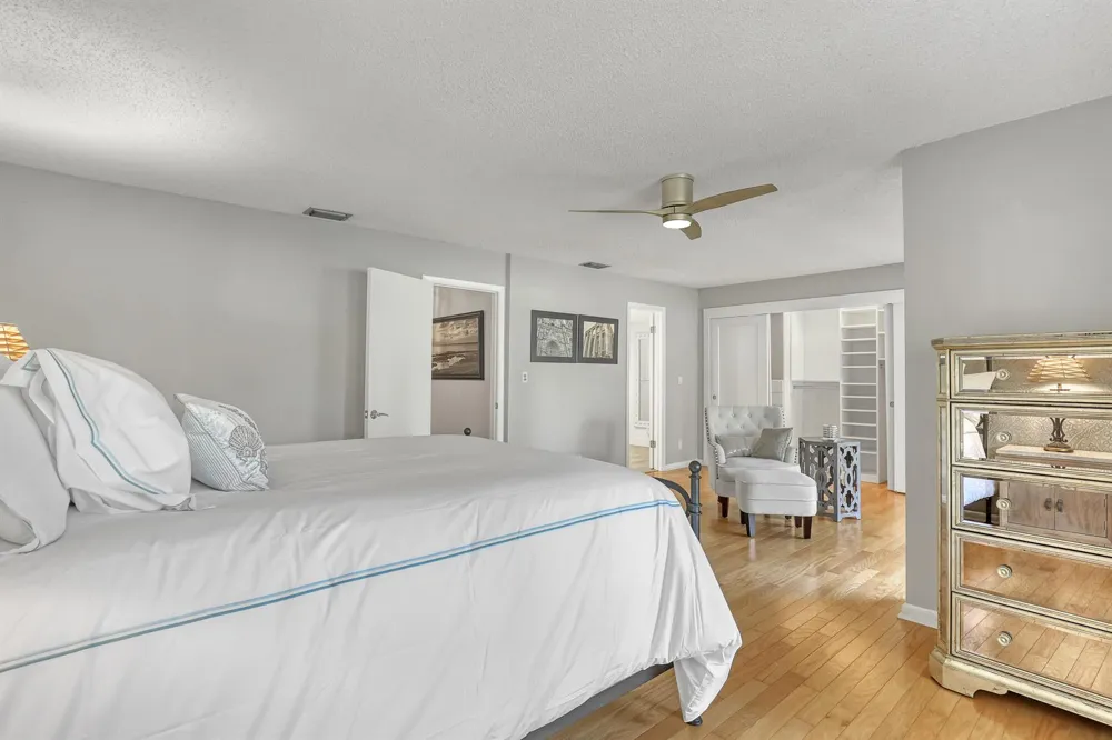 1100 Surf Road #104 Singer Island, FL 33404