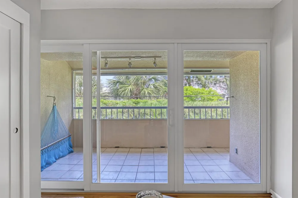 1100 Surf Road #104 Singer Island, FL 33404