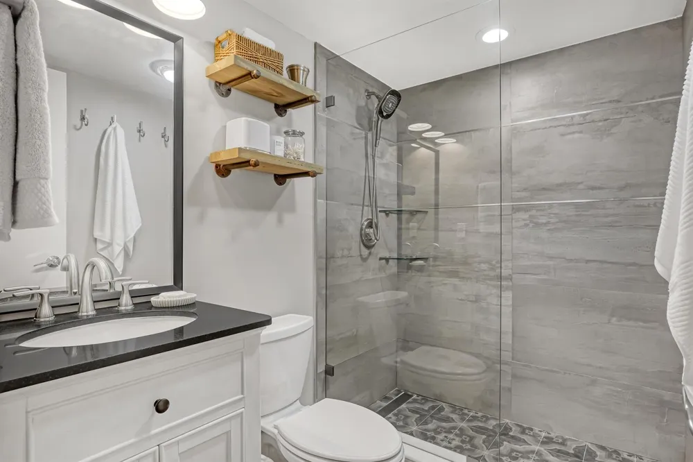1100 Surf Road #104 Singer Island, FL 33404