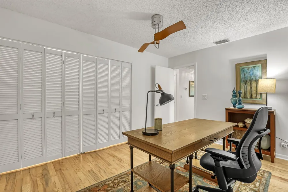1100 Surf Road #104 Singer Island, FL 33404