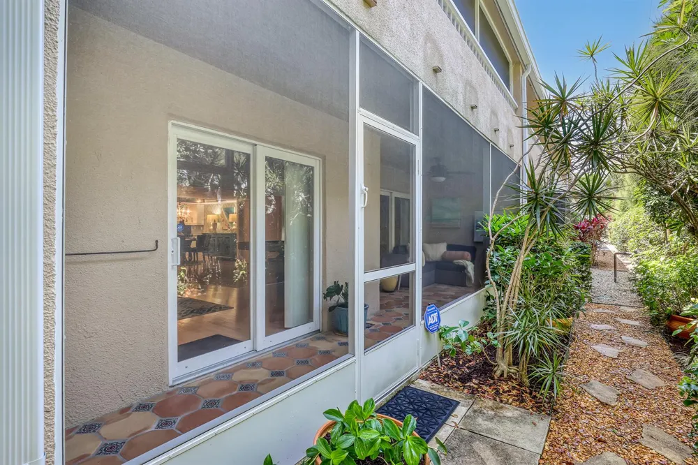1100 Surf Road #104 Singer Island, FL 33404