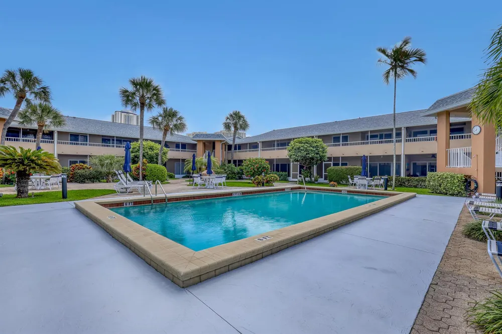 1100 Surf Road #104 Singer Island, FL 33404