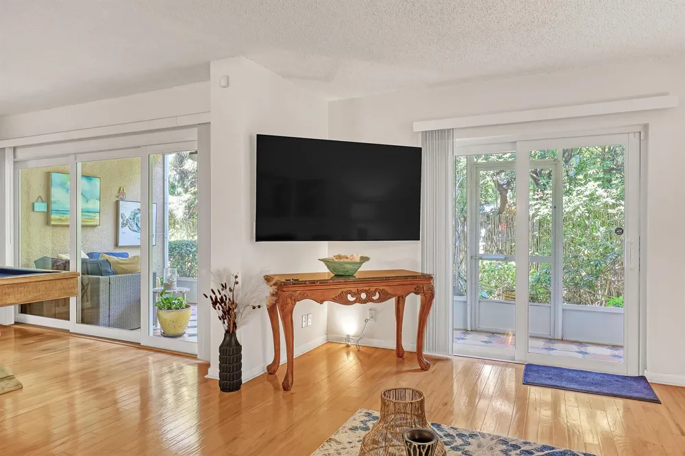 1100 Surf Road #104 Singer Island, FL 33404