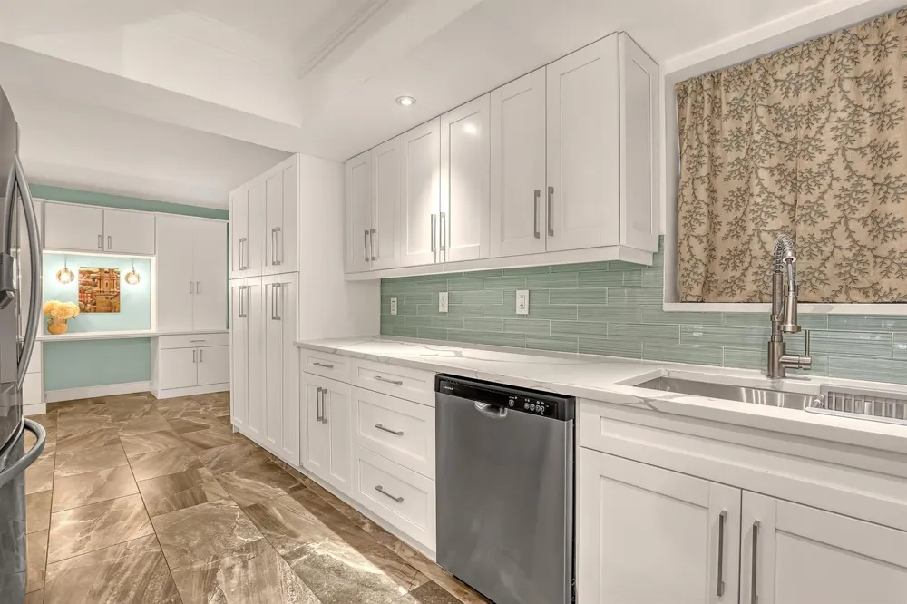1100 Surf Road #104 Singer Island, FL 33404