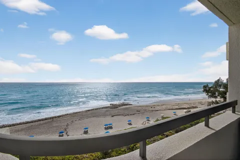 4000 Ocean Drive #701