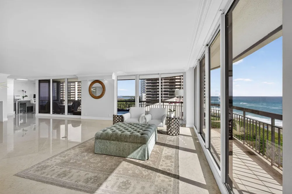 4000 Ocean Drive #701 Singer Island, FL 33404