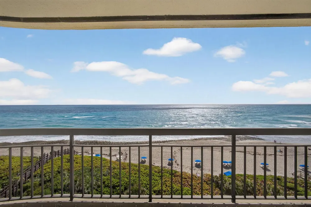 4000 Ocean Drive #701 Singer Island, FL 33404