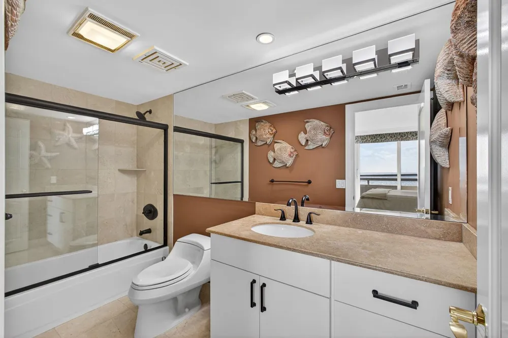 4000 Ocean Drive #701 Singer Island, FL 33404