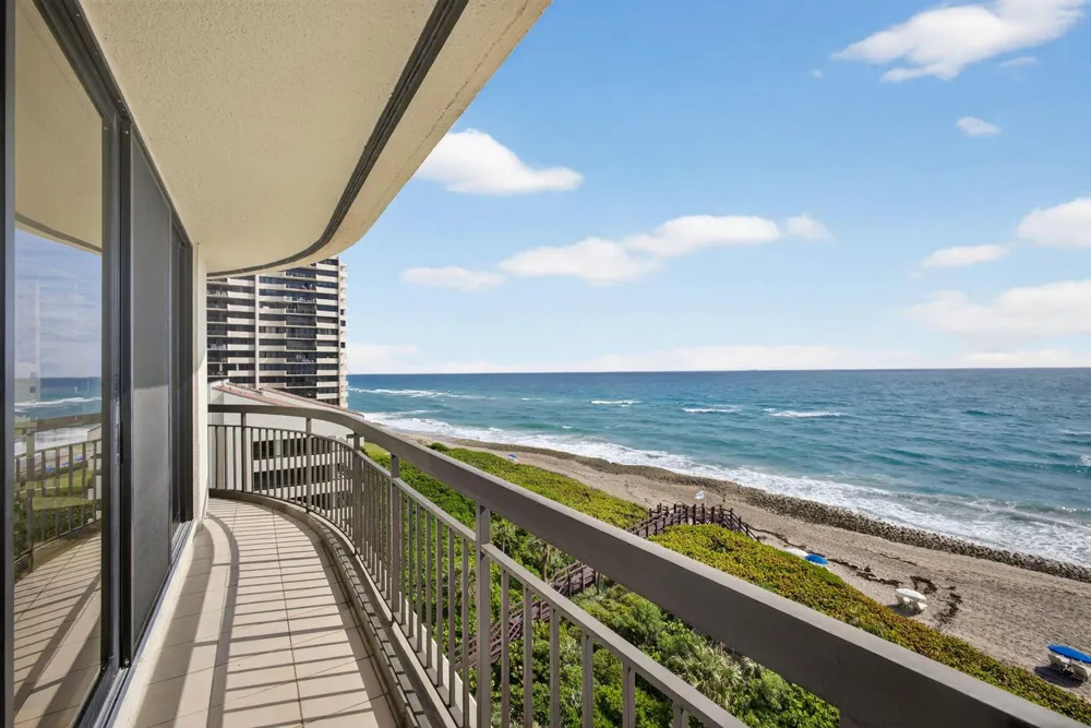4000 Ocean Drive #701 Singer Island, FL 33404