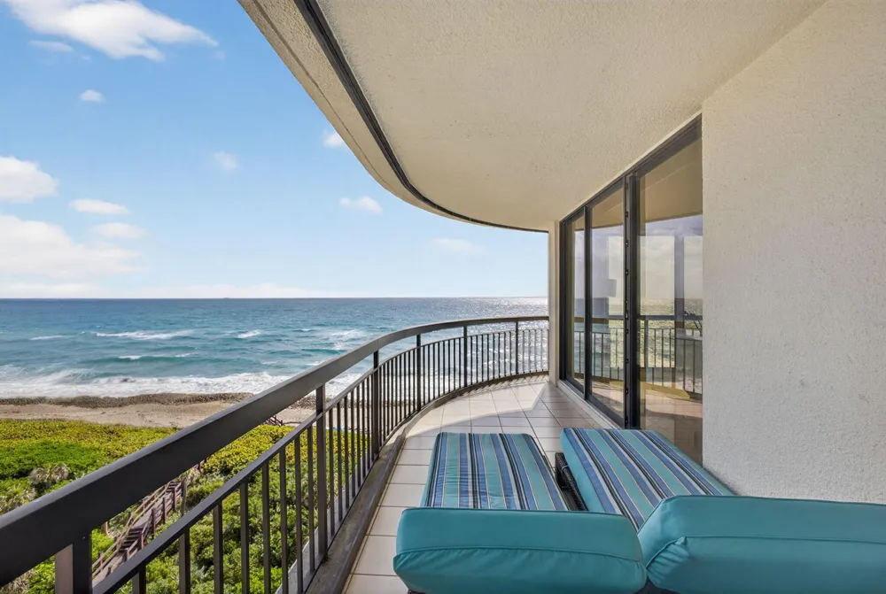 4000 Ocean Drive #701 Singer Island, FL 33404