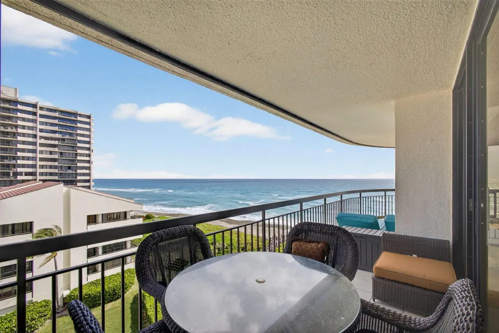 4000 Ocean Drive #701 Singer Island, FL 33404