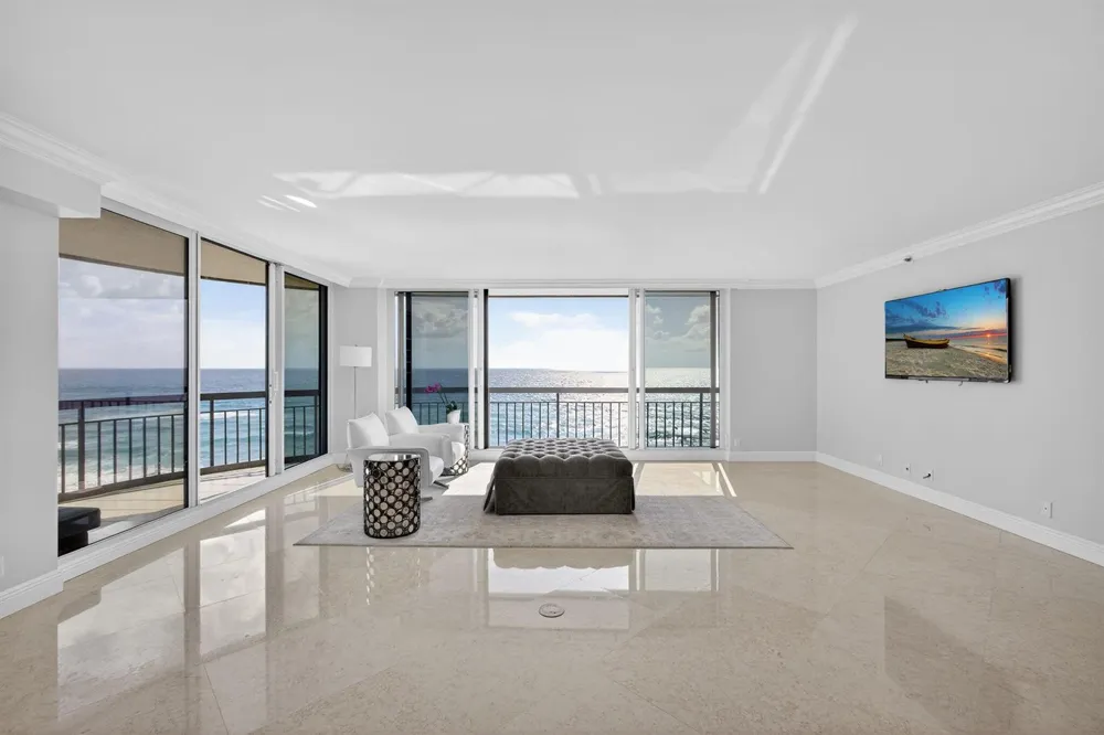 4000 Ocean Drive #701 Singer Island, FL 33404