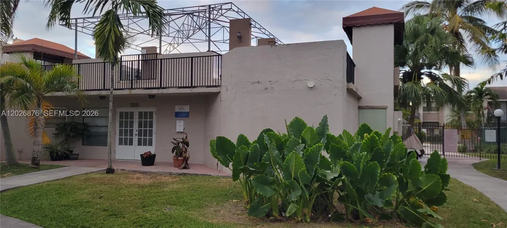 3581 SW 117 AVE #5-409 Miami, FL 33165