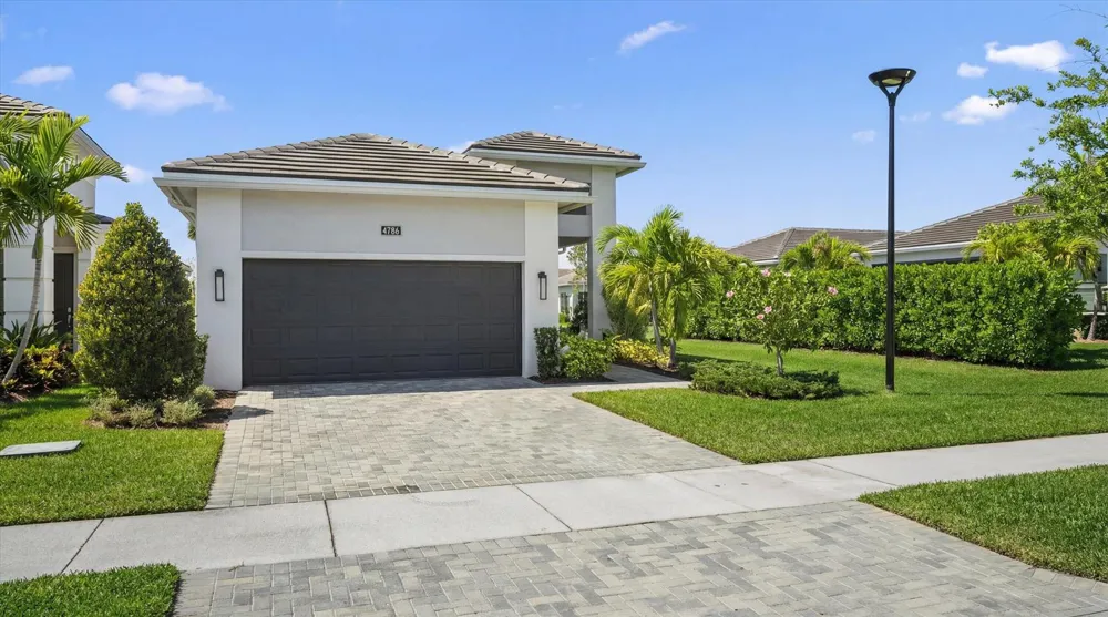 4786 Saint Armands Way Westlake, FL 33470