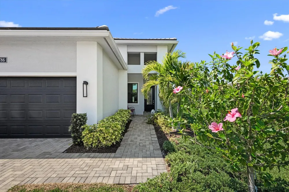 4786 Saint Armands Way Westlake, FL 33470