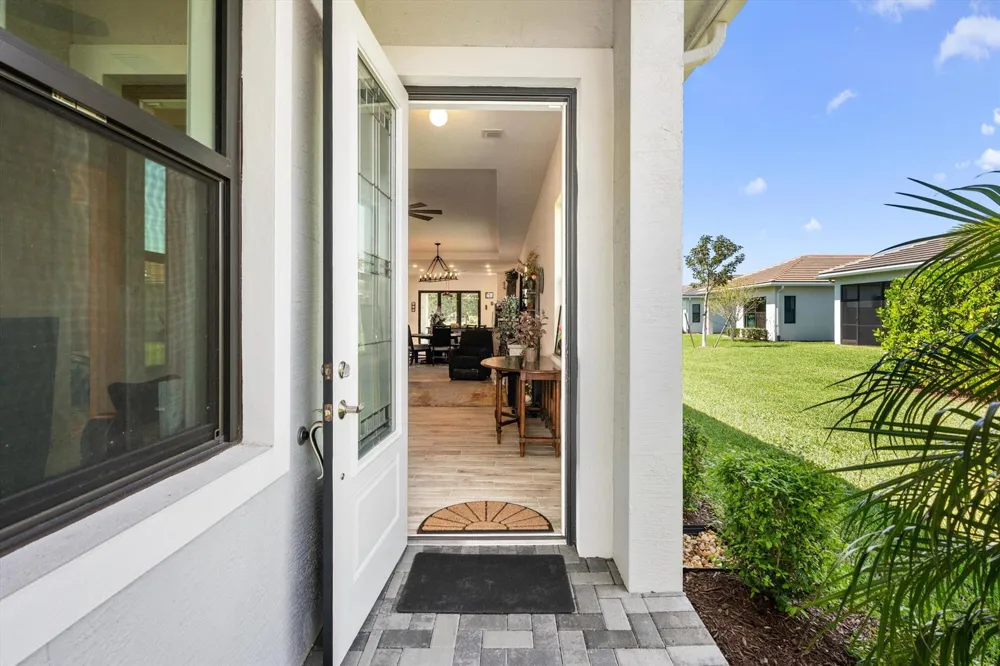 4786 Saint Armands Way Westlake, FL 33470