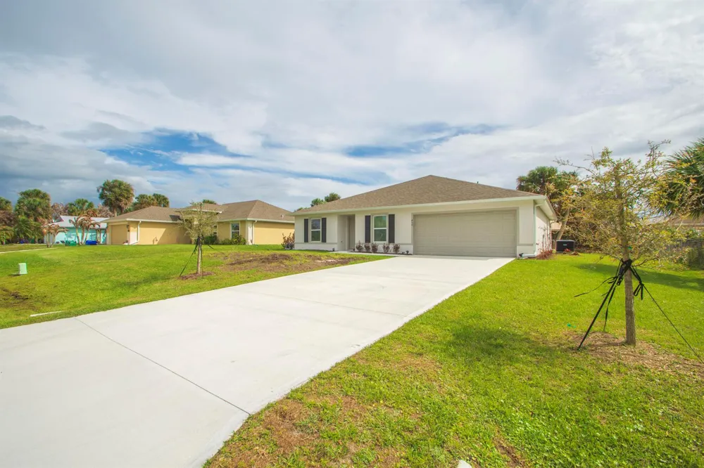 450 Kendall Avenue Sebastian, FL 32958