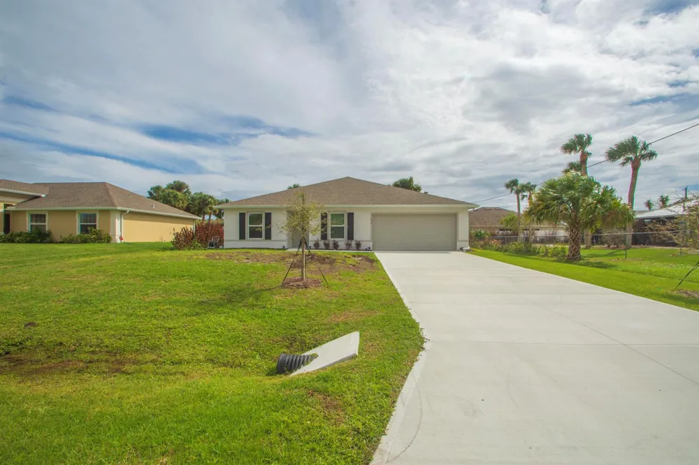450 Kendall Avenue Sebastian, FL 32958
