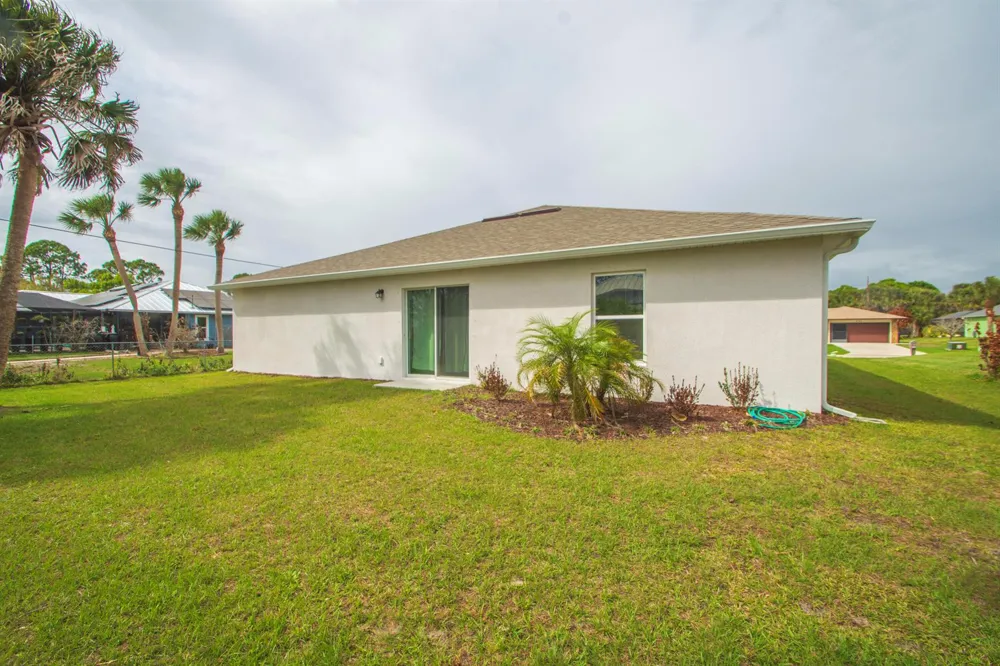 450 Kendall Avenue Sebastian, FL 32958