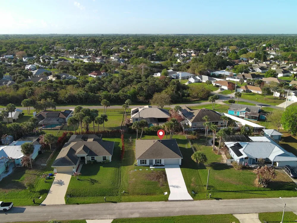 450 Kendall Avenue Sebastian, FL 32958