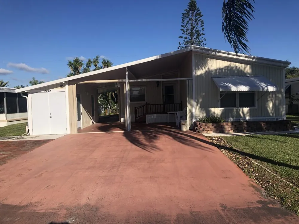 7847 SE Swan Avenue Hobe Sound, FL 33455