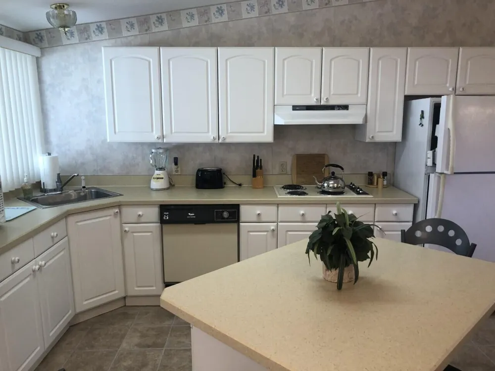 7847 SE Swan Avenue Hobe Sound, FL 33455