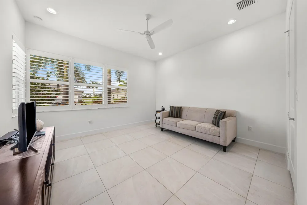 12926 Green Guava Avenue Boynton Beach, FL 33473