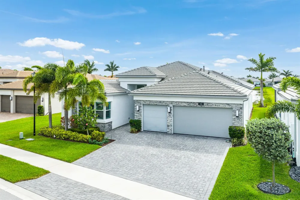 12926 Green Guava Avenue Boynton Beach, FL 33473