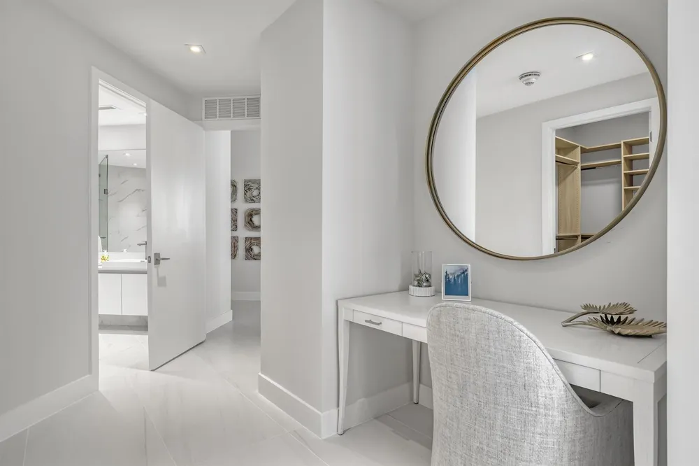 3100 Ocean Drive #H-1703 Riviera Beach, FL 33404