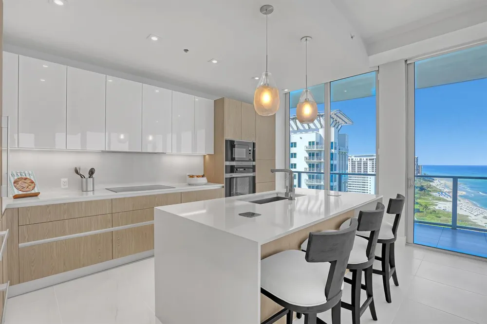 3100 Ocean Drive #H-1703 Riviera Beach, FL 33404