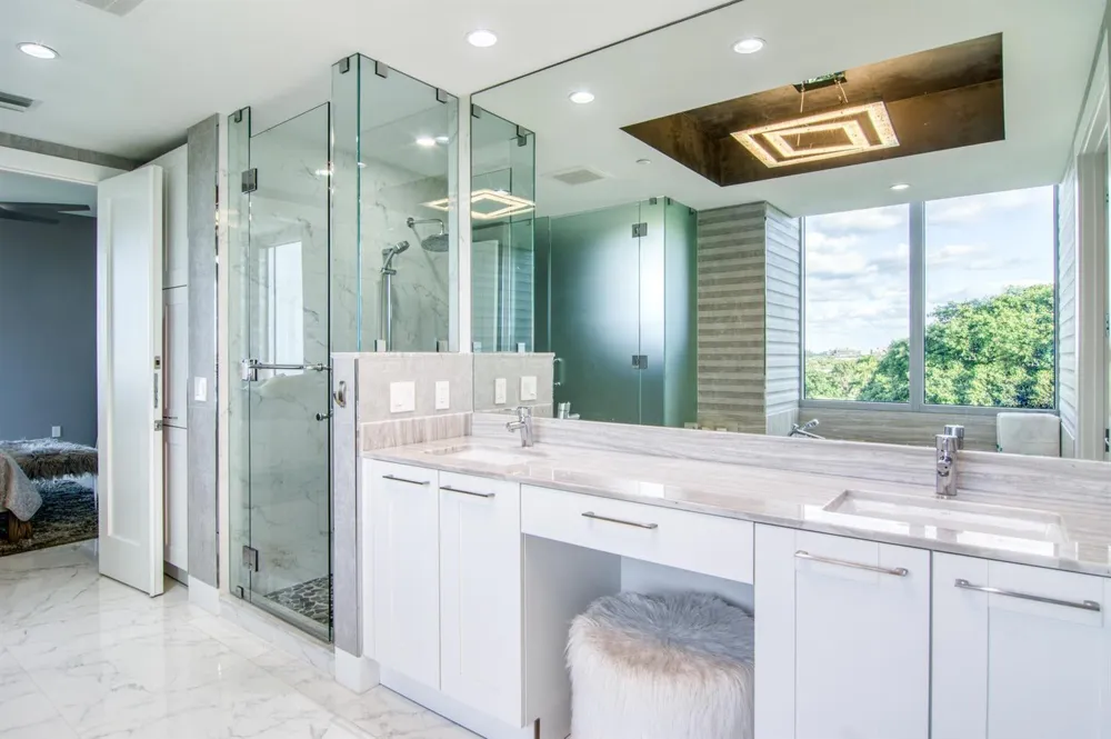 1 Water Club Way #601 North Palm Beach, FL 33408