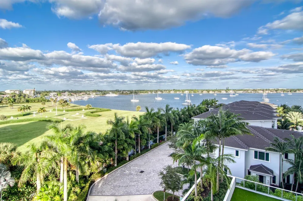 1 Water Club Way #601 North Palm Beach, FL 33408