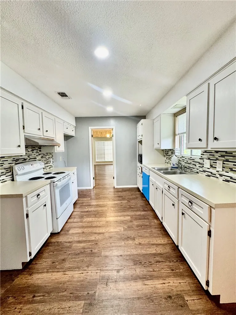 5122 Moultrie Drive Corpus Christi, TX 78413