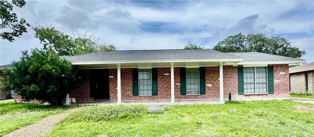 5122 Moultrie Drive Corpus Christi, TX 78413
