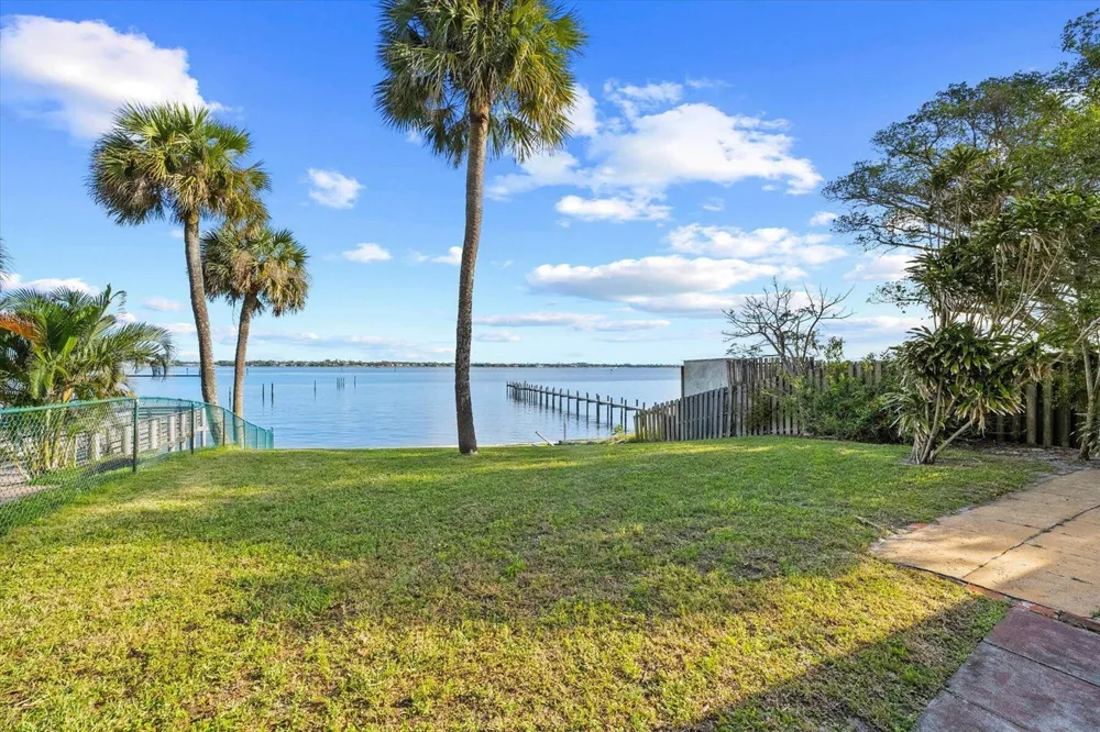 101 S Colorado Avenue Stuart, FL 34994