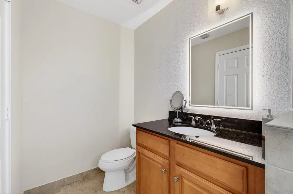 1942 NE 6th Street #C Deerfield Beach, FL 33441