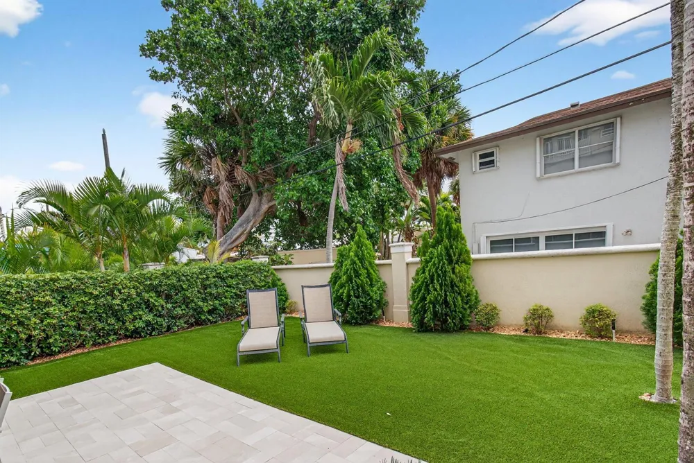 1942 NE 6th Street #C Deerfield Beach, FL 33441