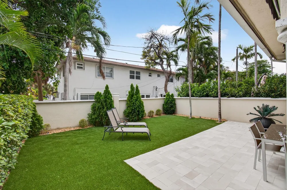 1942 NE 6th Street #C Deerfield Beach, FL 33441