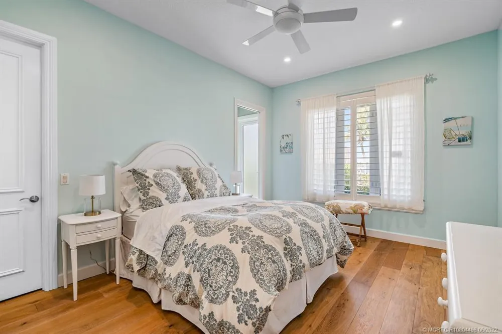 2941 Lake Drive Singer Island, FL 33404