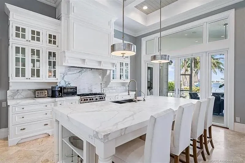 2941 Lake Drive Singer Island, FL 33404